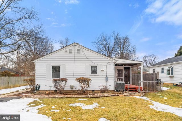 2950 ROSEMARY LN, Falls Church, VA 22042