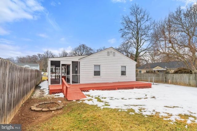 2950 ROSEMARY LN, Falls Church, VA 22042