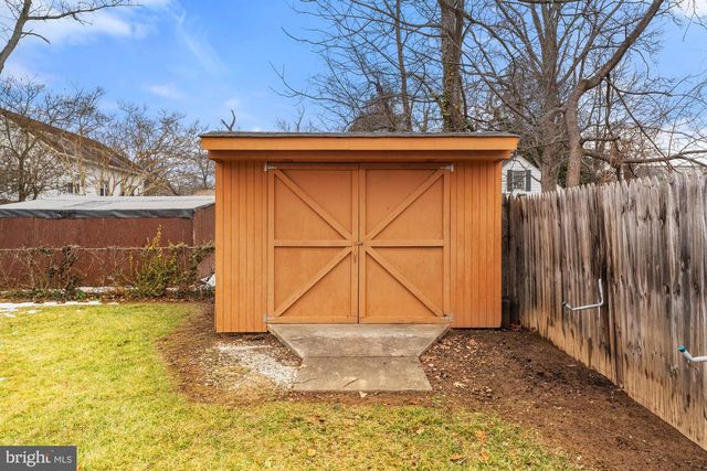 2950 ROSEMARY LN, Falls Church, VA 22042