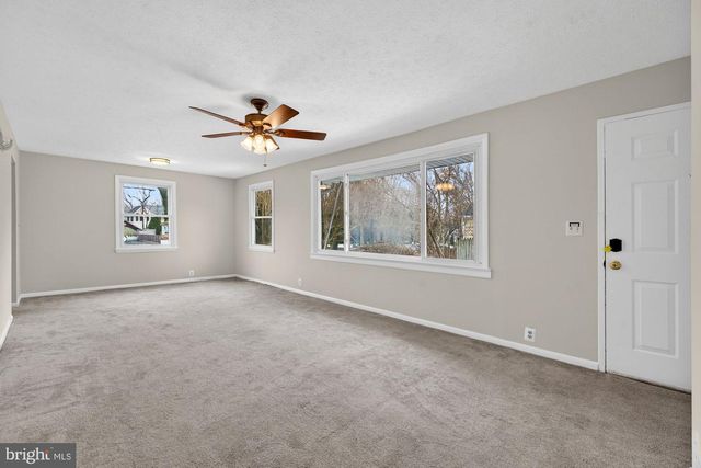 2950 ROSEMARY LN, Falls Church, VA 22042