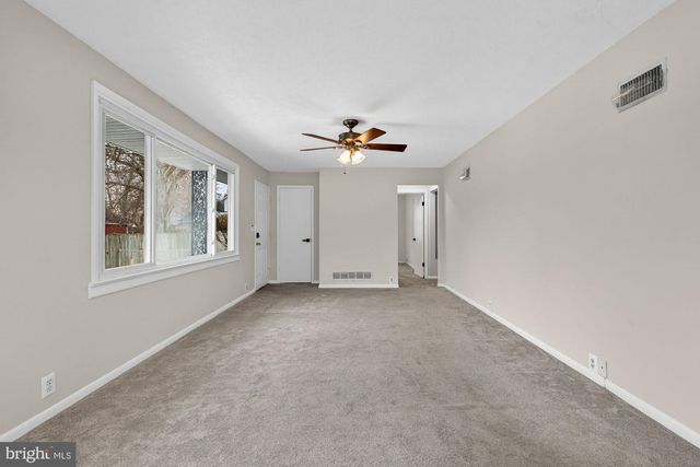 2950 ROSEMARY LN, Falls Church, VA 22042