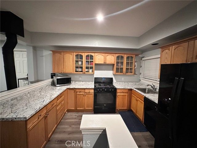 23995 Scenic Dr, Crestline, CA 92325