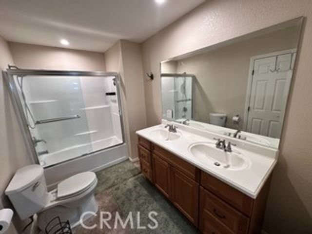 23995 Scenic Dr, Crestline, CA 92325