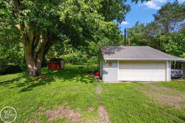 3453 Palms Road, Casco, MI 48064