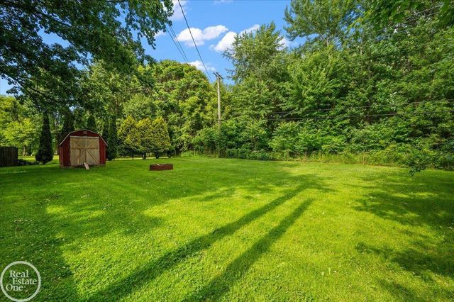3453 Palms Road, Casco, MI 48064