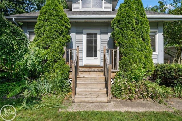 3453 Palms Road, Casco, MI 48064