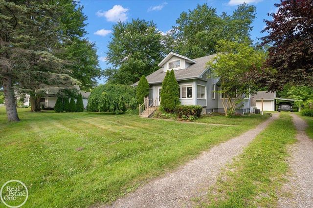 3453 Palms Road, Casco, MI 48064