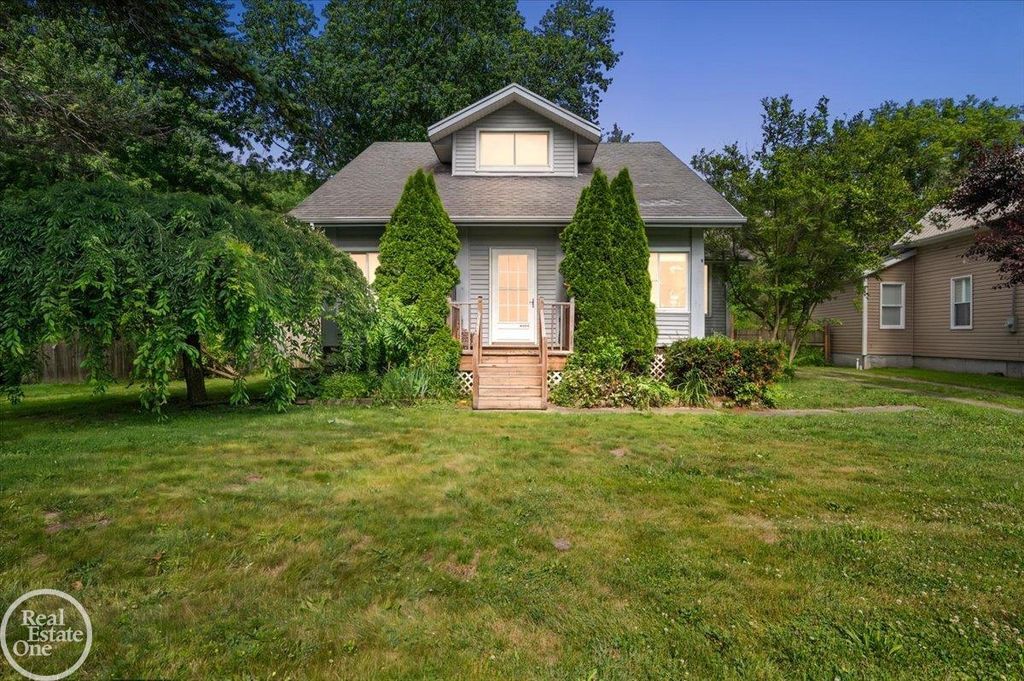 3453 Palms Road, Casco, MI 48064