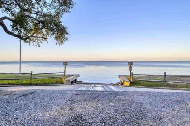 81 Darrow Drive, Miramar Beach, FL 32550