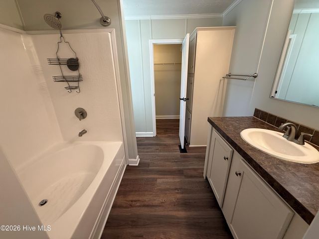 407 Maple Street SW, Shallotte, NC 28470