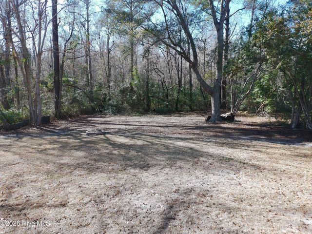 407 Maple Street SW, Shallotte, NC 28470