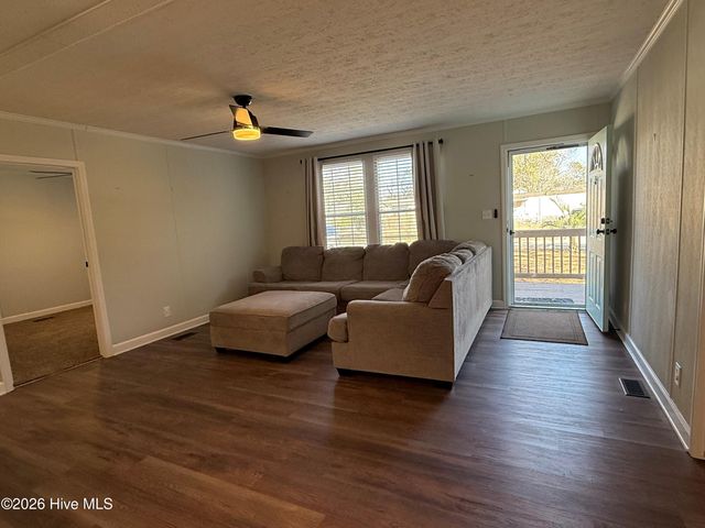 407 Maple Street SW, Shallotte, NC 28470