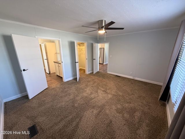 407 Maple Street SW, Shallotte, NC 28470