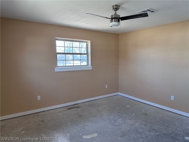 922 E Hazel, Sallisaw, OK 74955