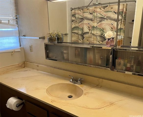 98-1415 Kamahao Street 14113, Pearl City, HI 96782