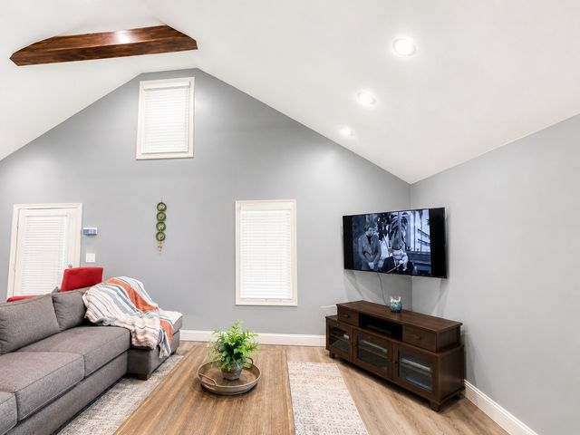 361 Hawkins Rd, Westmoreland, TN 37186