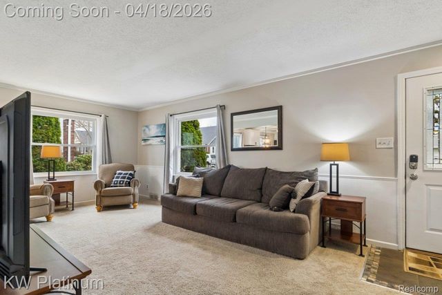 22436 Lakeland Street, St. Clair Shores, MI 48081