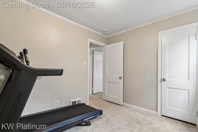 22436 Lakeland Street, St. Clair Shores, MI 48081