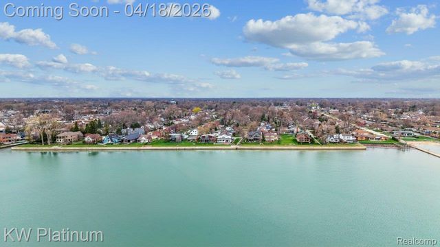 22436 Lakeland Street, St. Clair Shores, MI 48081