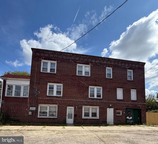 1300 S MERRIMAC RD, Camden, NJ 08104