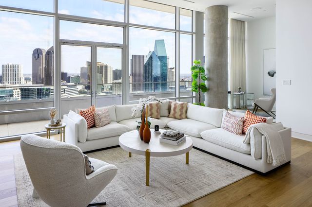 2430 Victory Park Lane 3203, Dallas, TX 75219