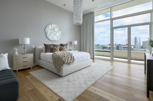 2430 Victory Park Lane 3203, Dallas, TX 75219