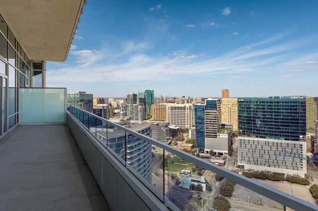 2430 Victory Park Lane 3203, Dallas, TX 75219