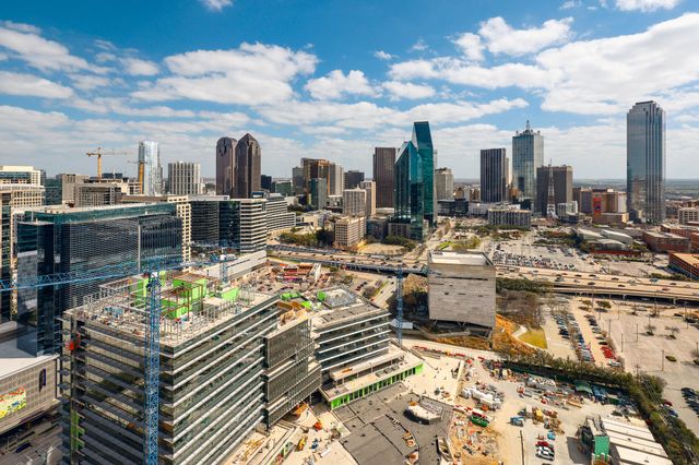 2430 Victory Park Lane 3203, Dallas, TX 75219