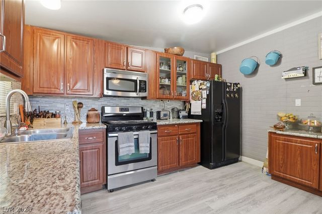 3601 Chevy Chase Avenue, Las Vegas, NV 89110