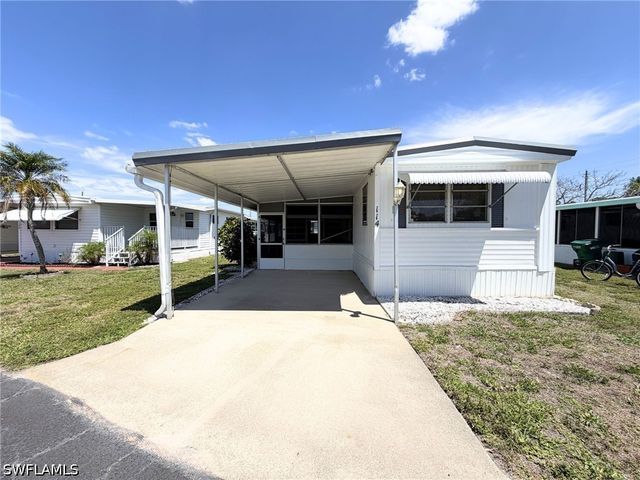 114 Rose LN 111, Naples, FL 34114