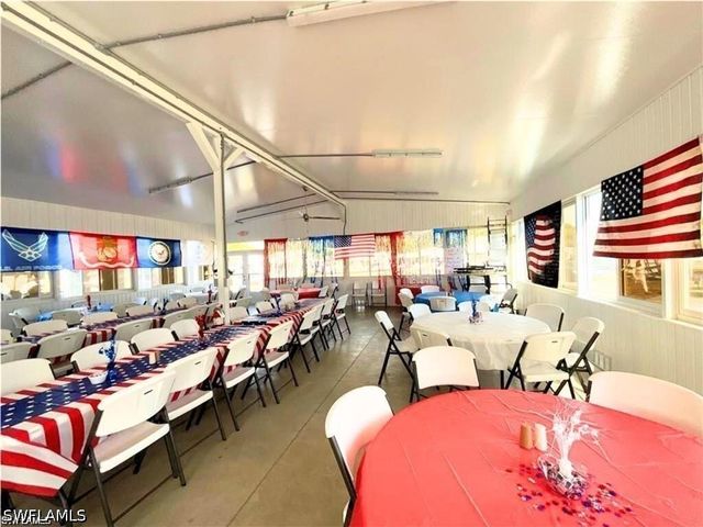 114 Rose LN 111, Naples, FL 34114