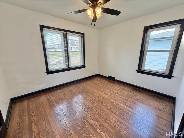 9504 Brenda Avenue, St Louis, MO 63123