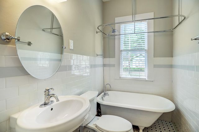 1021 Louise Street, Houston, TX 77009