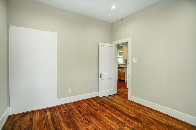 1021 Louise Street, Houston, TX 77009