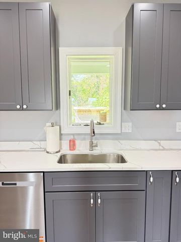 6416 EDESVILLE RD, Rock Hall, MD 21661