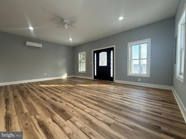 6416 EDESVILLE RD, Rock Hall, MD 21661