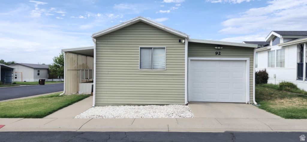 3750 S MIDLAND DR #92, Roy, UT 84067 — photo 2