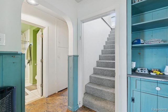 14206 Eastview Drive, Fenton, MI 48430