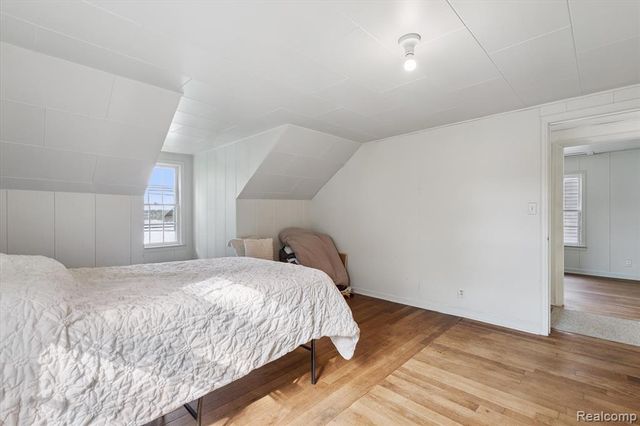 14206 Eastview Drive, Fenton, MI 48430