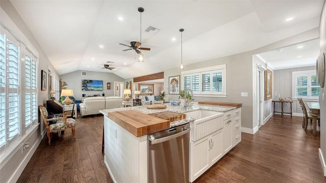 3606 PALONIA COURT, Sarasota, FL 34239