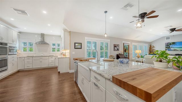 3606 PALONIA COURT, Sarasota, FL 34239