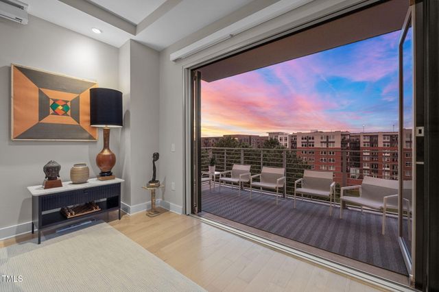 214 Hunt Street 603, Durham, NC 27701