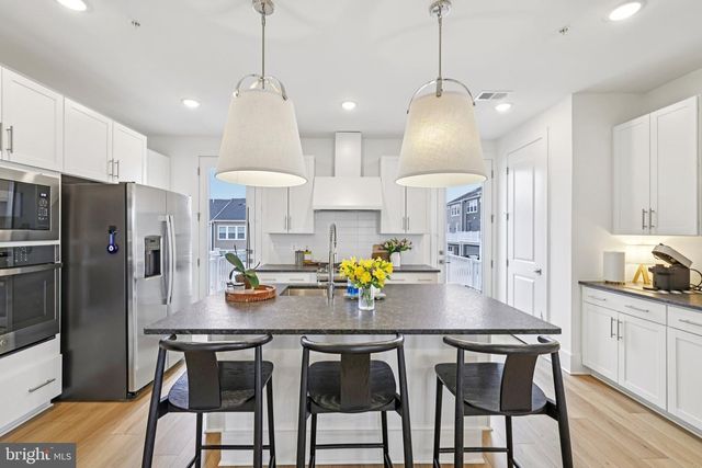 1600 BLACKSMITH WAY, Frederick, MD 21702