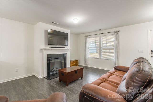 825 Georgia Oak Lane, Landis, NC 28088