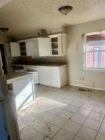 708 N Christine Drive, Oklahoma City, OK 73130