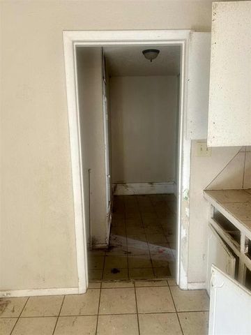 708 N Christine Drive, Oklahoma City, OK 73130