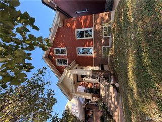 6133 Magnolia Avenue, St Louis, MO 63139