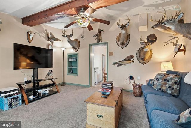 112 W DONEGAL ST, Mount Joy, PA 17552