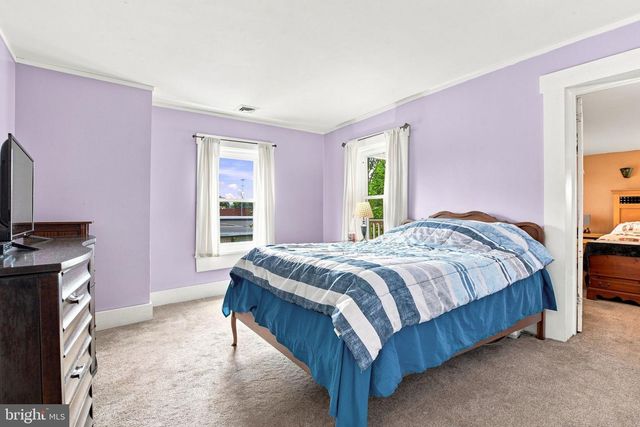 112 W DONEGAL ST, Mount Joy, PA 17552
