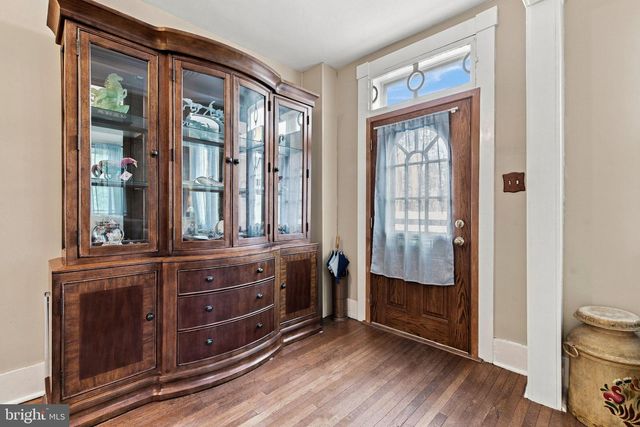 112 W DONEGAL ST, Mount Joy, PA 17552